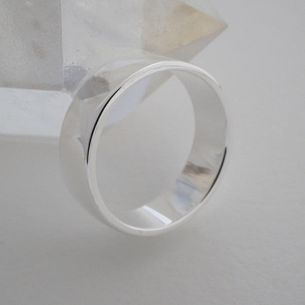 Sleek and Simple Band Ring