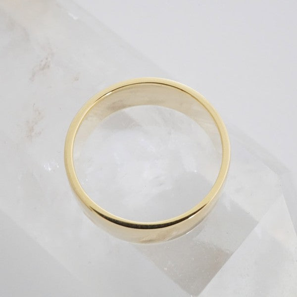 Sleek and Simple Band Ring