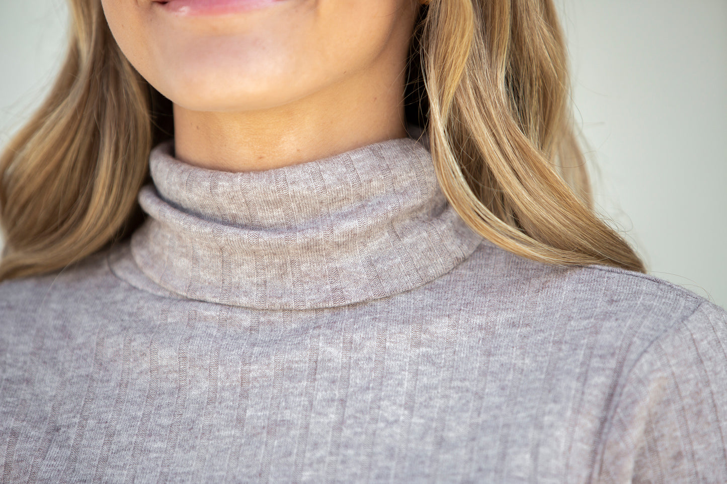 Joelle Ribbed Turtle Neck