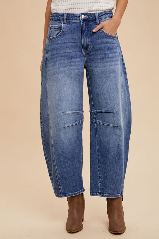 Annie Mid Rise Barrel Leg Jeans with Pockets