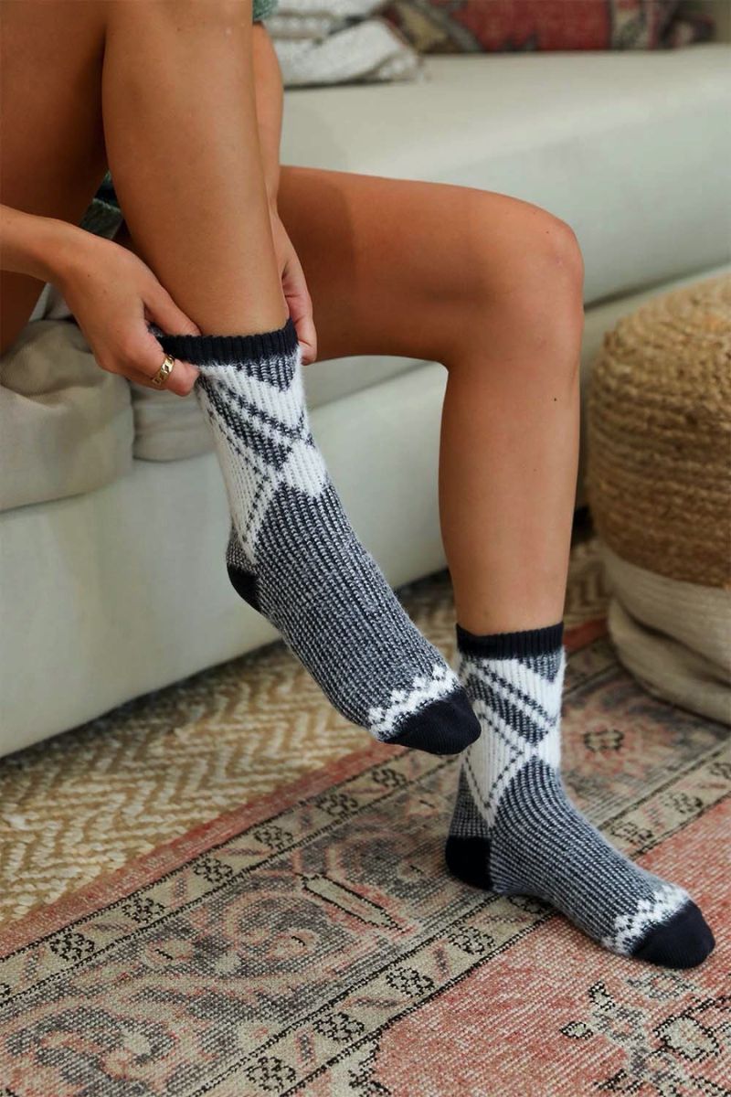 Diamond Patterned Socks